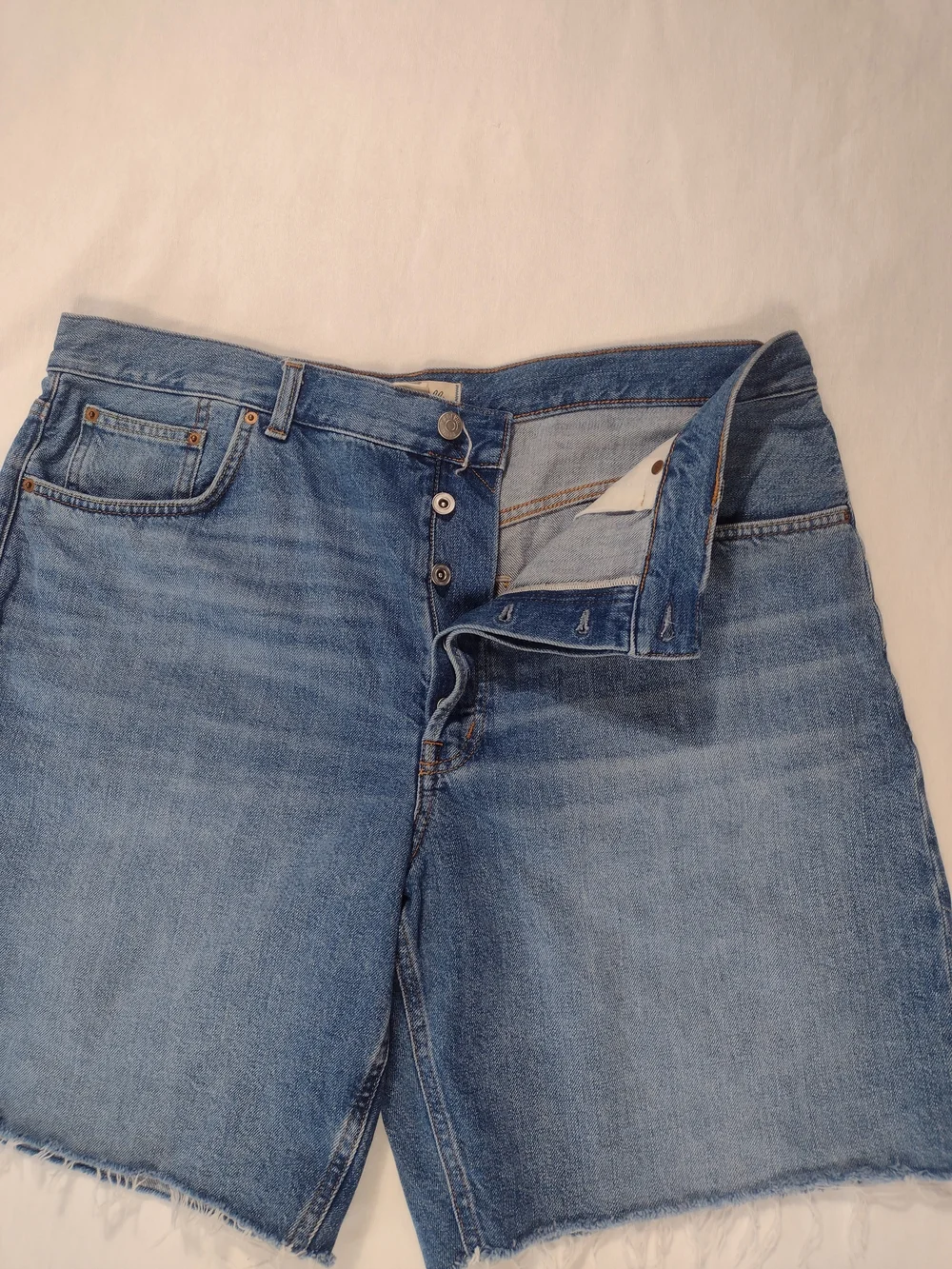 Madewell Button Long Fly Baggy Cuffed Jean Shorts Mifflin Wash Size 33